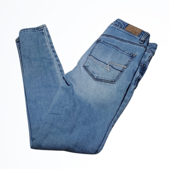 American Eagle Outfitters Denim - American Eagle Lighter Wash Super Stretch High Rise Jegging Jean Size 0 Waist 25